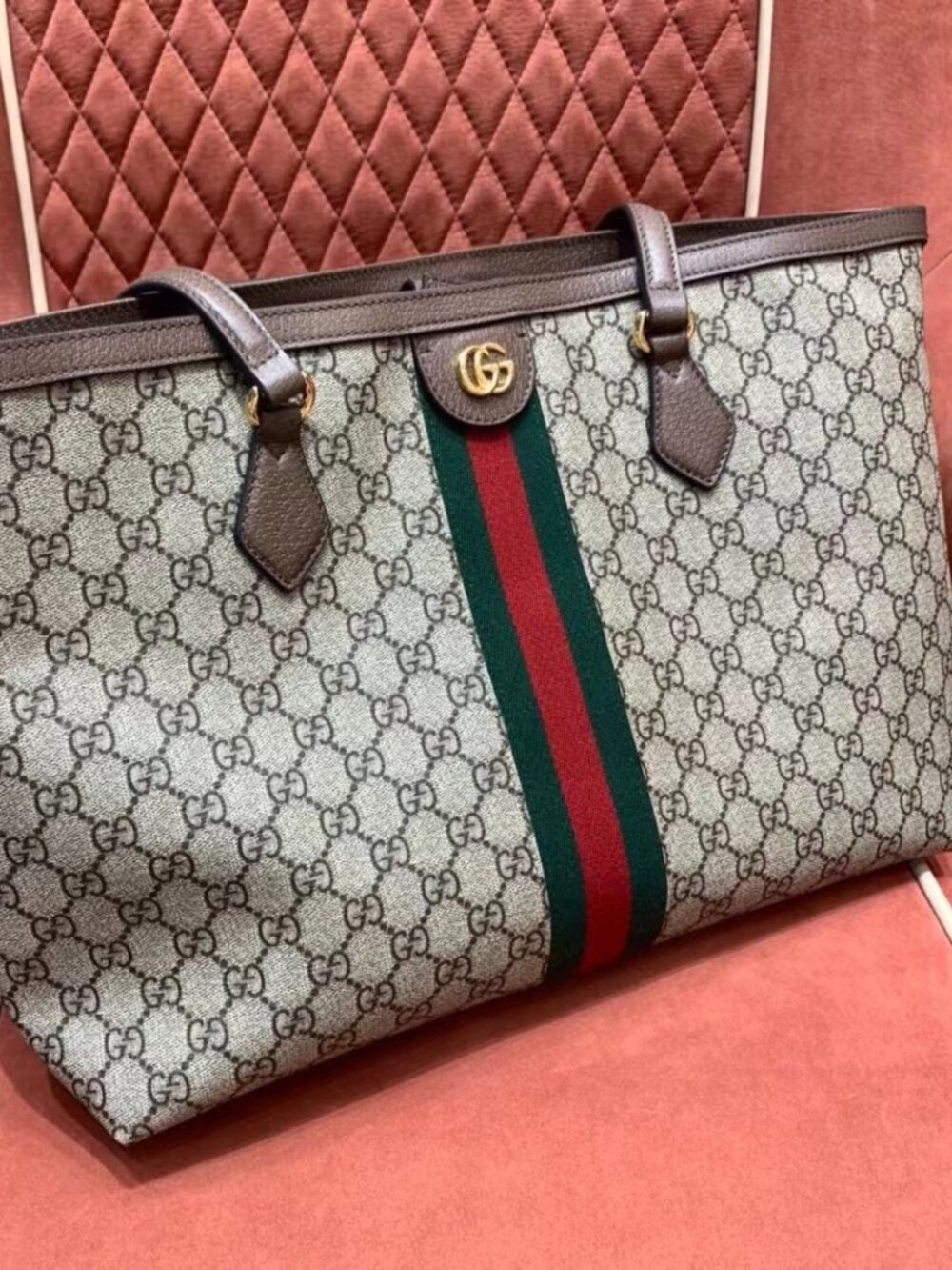 Gucci Ophidia GG Medium Tote Handbag